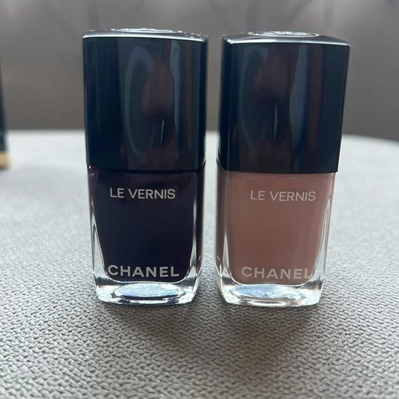 Chanel Le Vernis Longwear Nail Colour - Picture 3 of 13